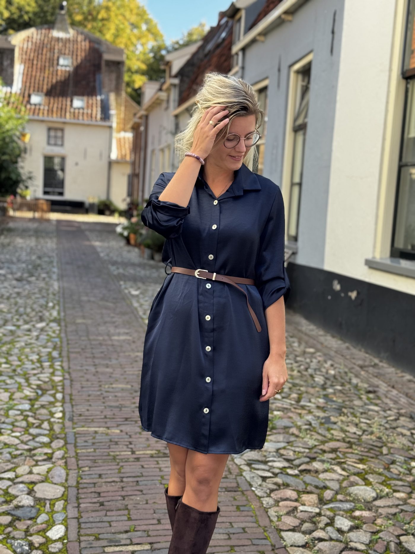 Lizalau satin dress navy